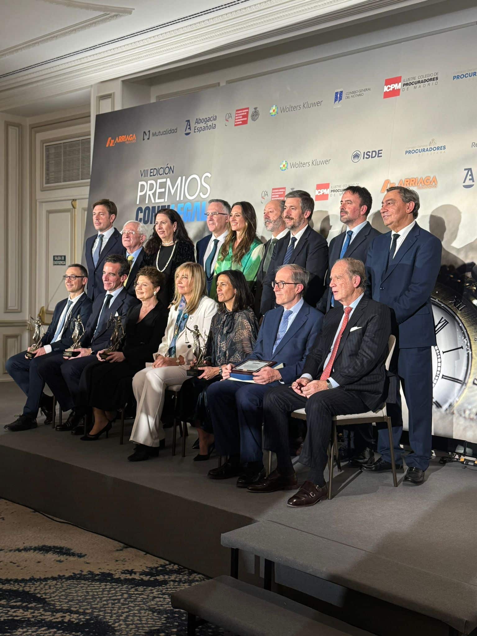 Equipo de Zaballos Abogados en los VIII Premios Confilegal 2025 en el Hotel Palace de Madrid